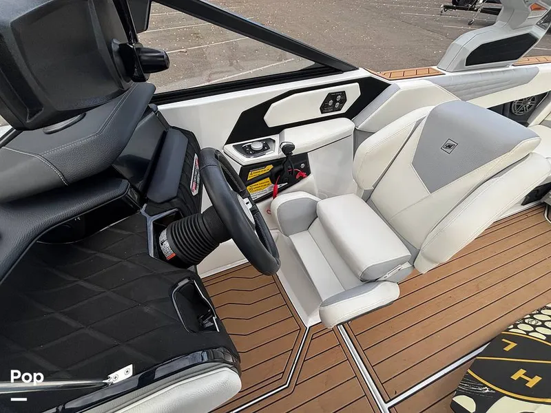 Slide: The Image of Nautique S23 2022 - 16050621