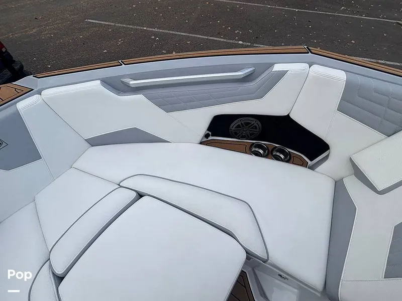 Slide: The Image of Nautique S23 2022 - 16050614