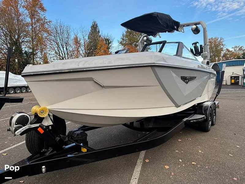 Slide: The Image of Nautique S23 2022 - 16050644