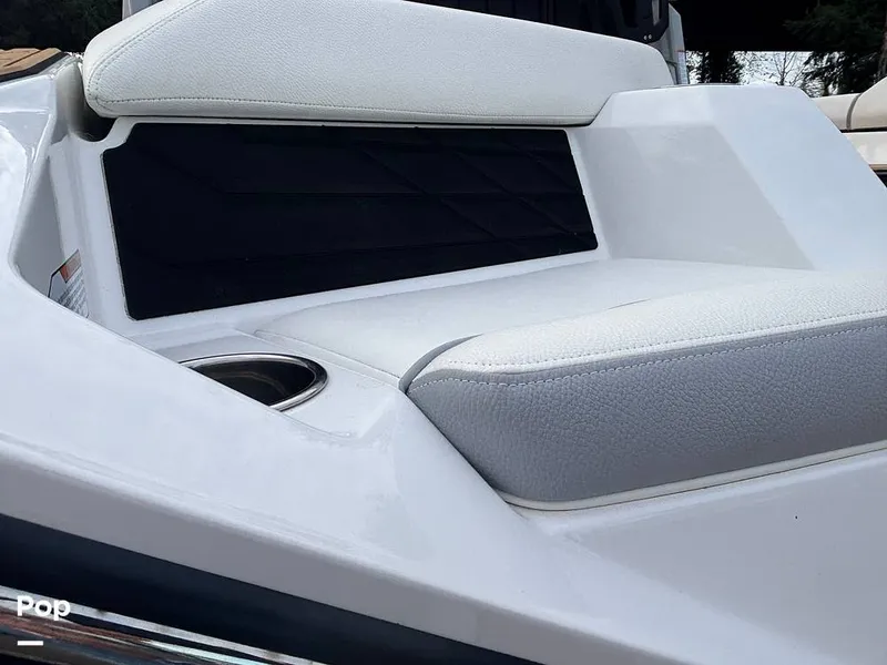 Slide: The Image of Nautique S23 2022 - 16045570