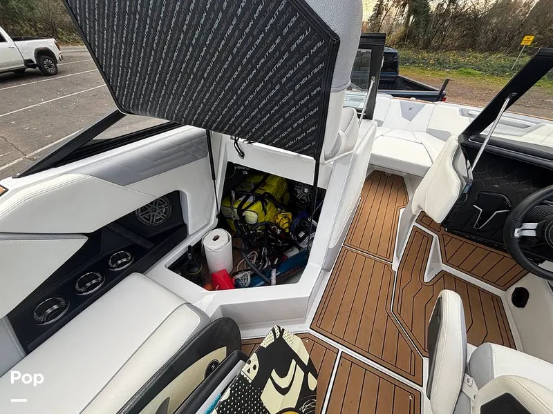 Slide: The Image of Nautique S23 2022 - 16050619