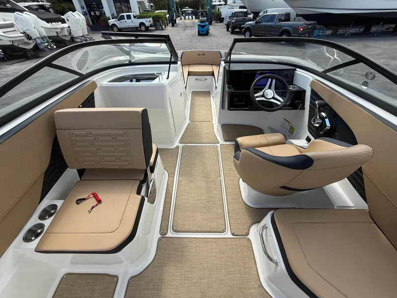 Slide: The Image of Sea Ray SPX 210 Outboard 2026 - 15