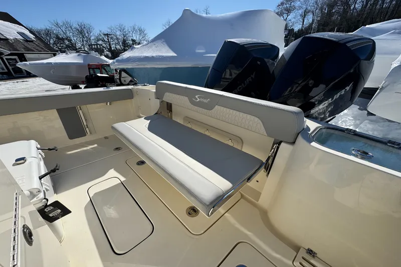 Slide: The Image of Scout 260 LXF 2026 - 11