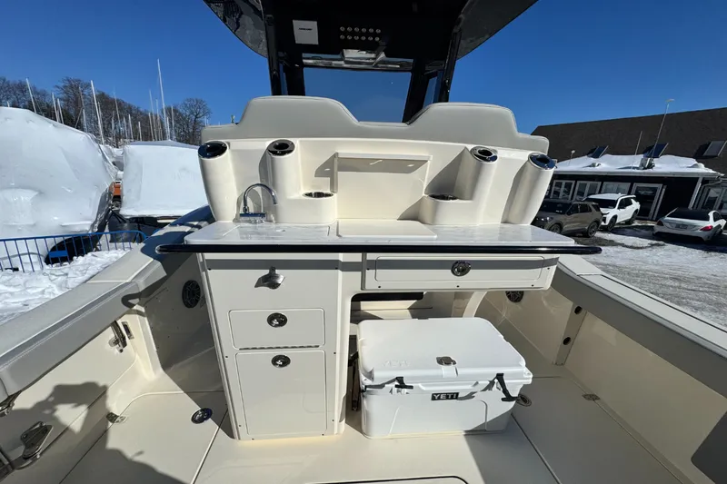 Slide: The Image of Scout 260 LXF 2026 - 13