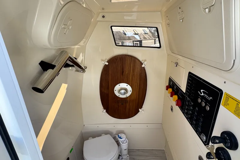 Slide: The Image of Scout 260 LXF 2026 - 30