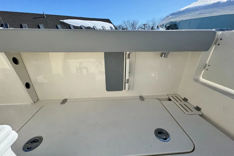 Slide: The Image of Scout 260 LXF 2026 - 9