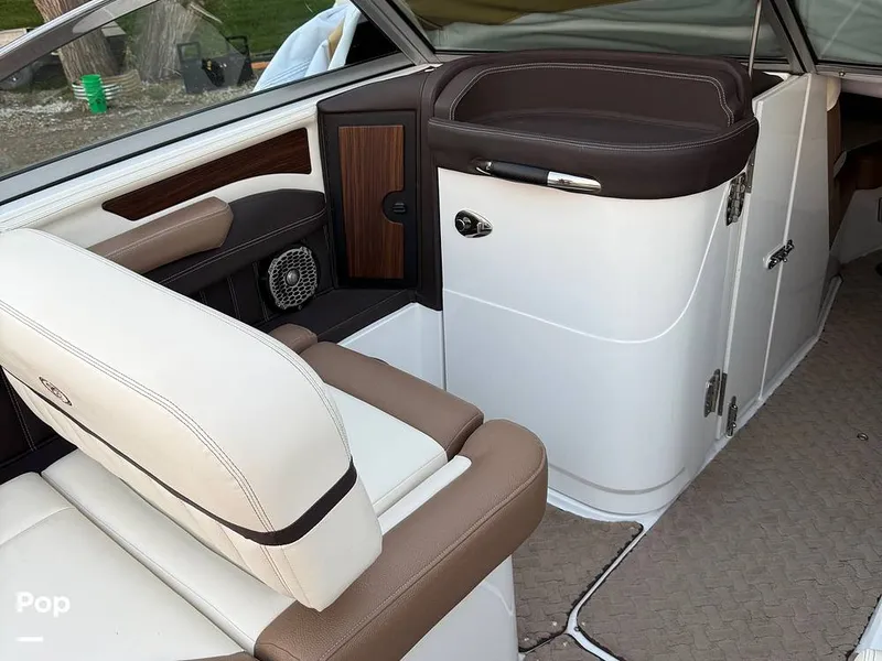 Slide: The Image of Cobalt 24SD 2014 - 15981237