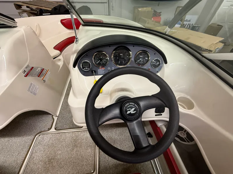 Slide: The Image of Sea Ray 205 Sport 2007 - 10