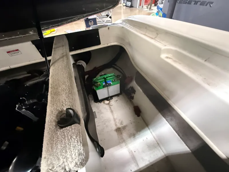 Slide: The Image of Sea Ray 205 Sport 2007 - 13