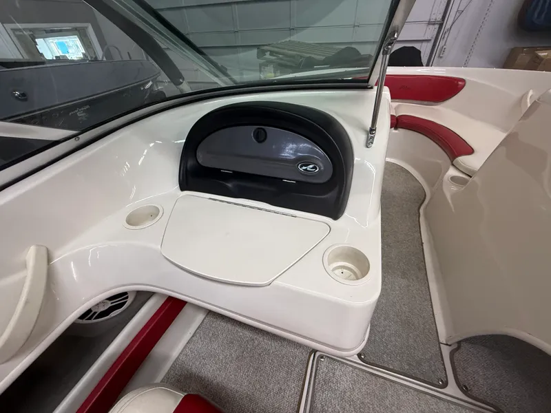 Slide: The Image of Sea Ray 205 Sport 2007 - 15