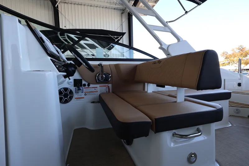 Slide: The Image of Sea Ray SDX 270 Outboard 2026 - 16