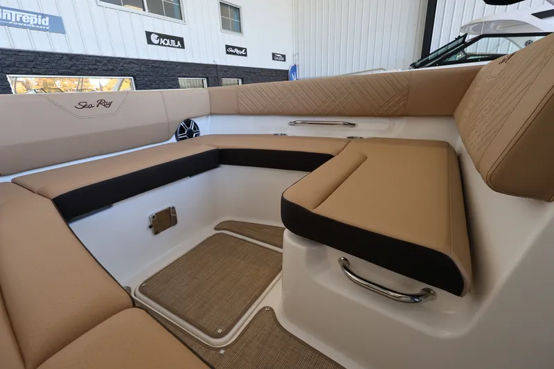 Slide: The Image of Sea Ray SDX 270 Outboard 2026 - 26