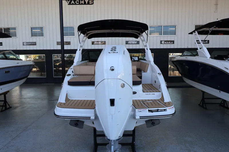 Slide: The Image of Sea Ray SDX 270 Outboard 2026 - 3