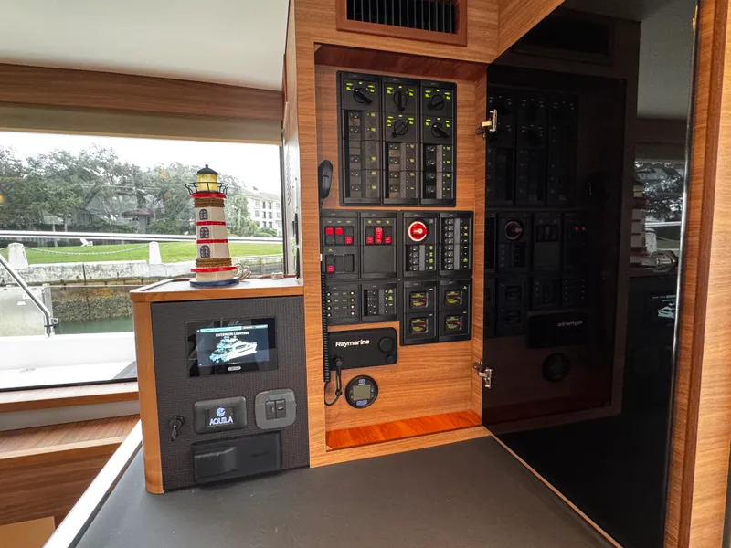 Slide: The Image of Aquila 54 Yacht 2024 - 20