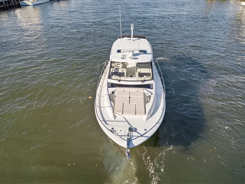 Slide: The Image of Boston Whaler 405 CONQUEST 2021 - 7