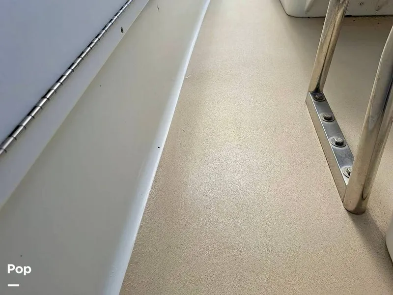 Slide: The Image of Non-skid Deck - 15985429