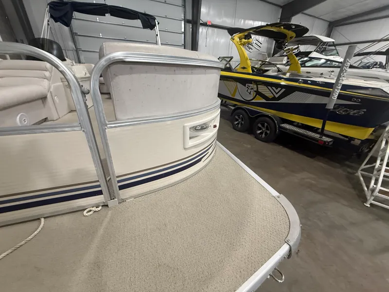 Slide: The Image of Misty Harbor 22 2008 - 25