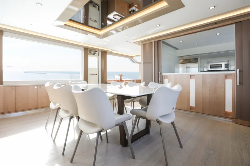 Slide: The Image of Ocean Alexander 28L 2026 - 48