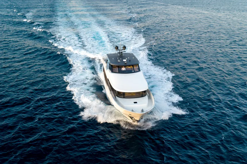 Slide: The Image of Ocean Alexander 28L 2026 - 5