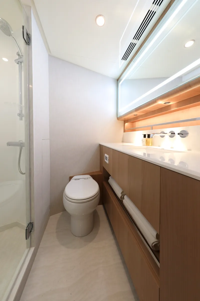 Slide: The Image of Ocean Alexander 28L 2026 - 51