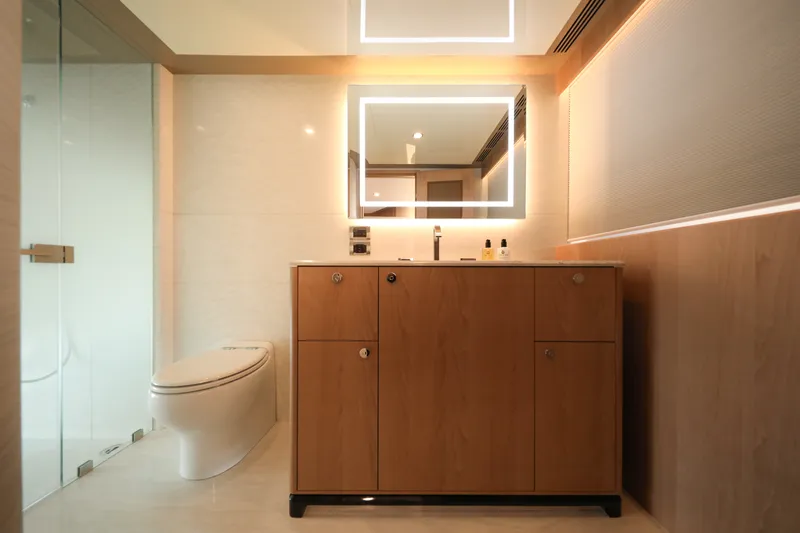 Slide: The Image of Ocean Alexander 28L 2026 - 65