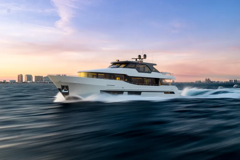 Slide: The Image of Ocean Alexander 28L 2026 - 7