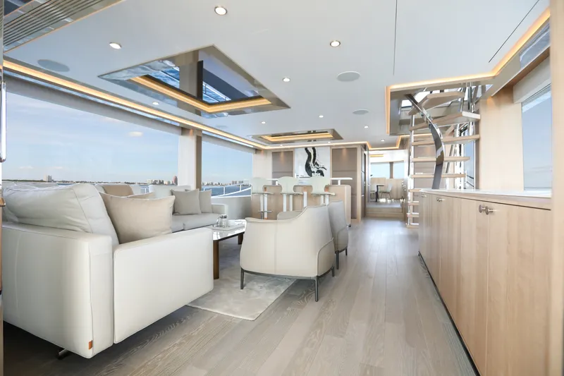 Slide: The Image of Ocean Alexander 28L 2026 - 70