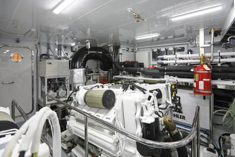 Slide: The Image of Ocean Alexander 28L 2026 - 85