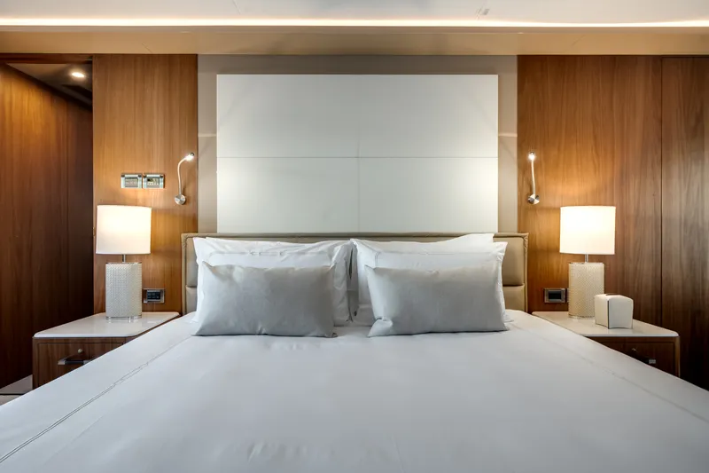 Slide: The Image of Ocean Alexander 30R 2026 - 25