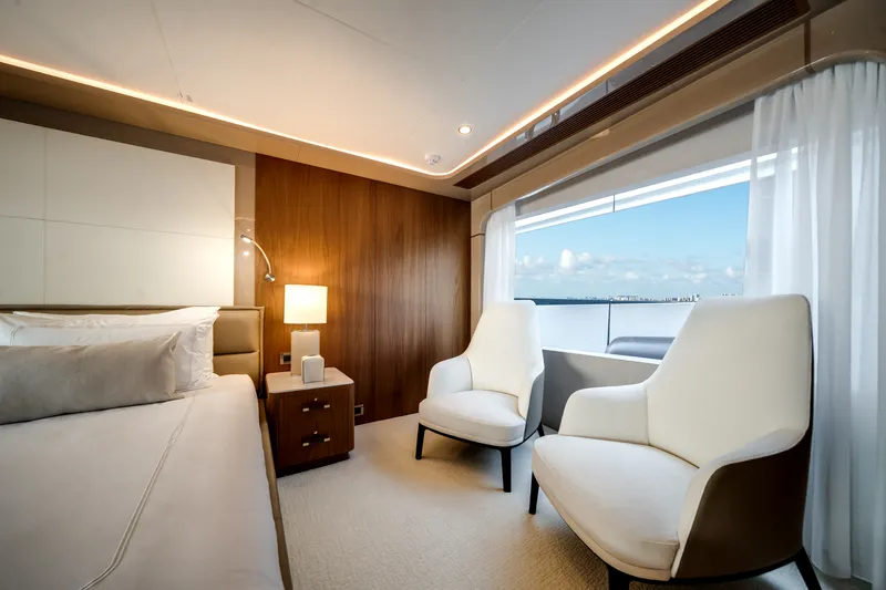 Slide: The Image of Ocean Alexander 30R 2026 - 26