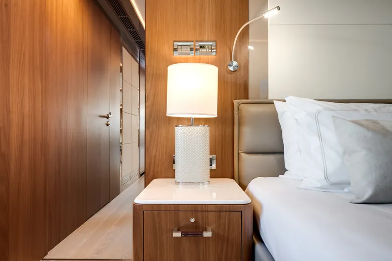 Slide: The Image of Ocean Alexander 30R 2026 - 28