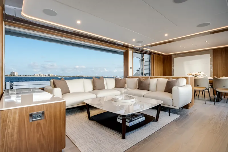 Slide: The Image of Ocean Alexander 30R 2026 - 46