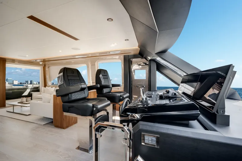 Slide: The Image of Ocean Alexander 30R 2026 - 62