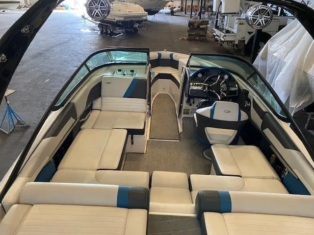 Slide: The Image of Regal 2100 SURF 2016 - 6