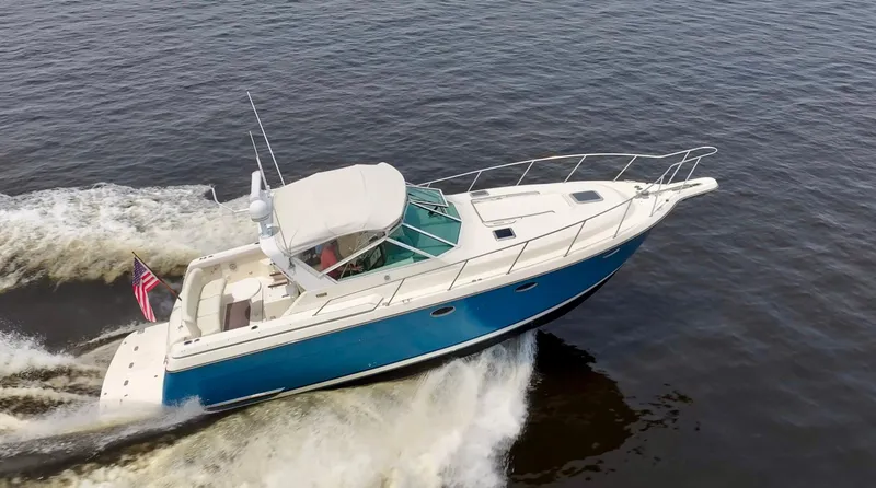 The Image of Tiara 3500 Express 1996 - 0