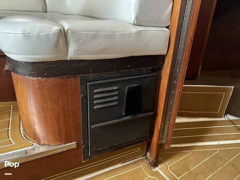 Slide: The Image of Tiara 3300 Open 1992 - 15994084