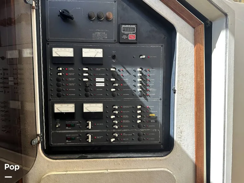 Slide: The Image of Tiara 3300 Open 1992 - 15994299