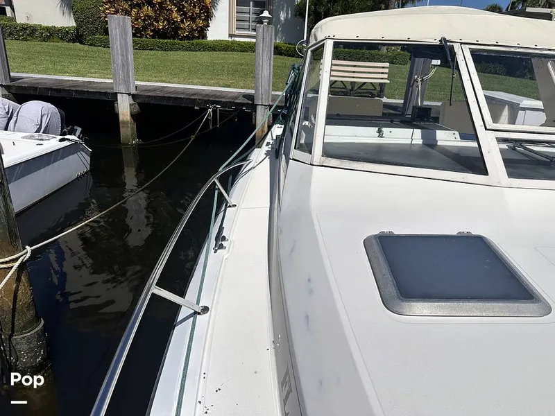 Slide: The Image of Tiara 3300 Open 1992 - 15992787