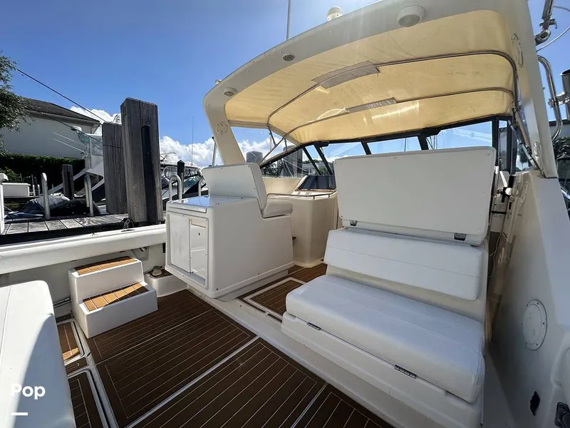 Slide: The Image of Tiara 3300 Open 1992 - 15993851