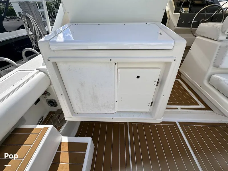 Slide: The Image of Tiara 3300 Open 1992 - 15993858