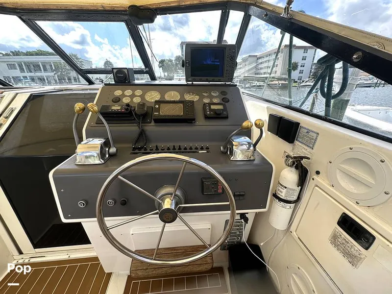 Slide: The Image of Tiara 3300 Open 1992 - 15993485