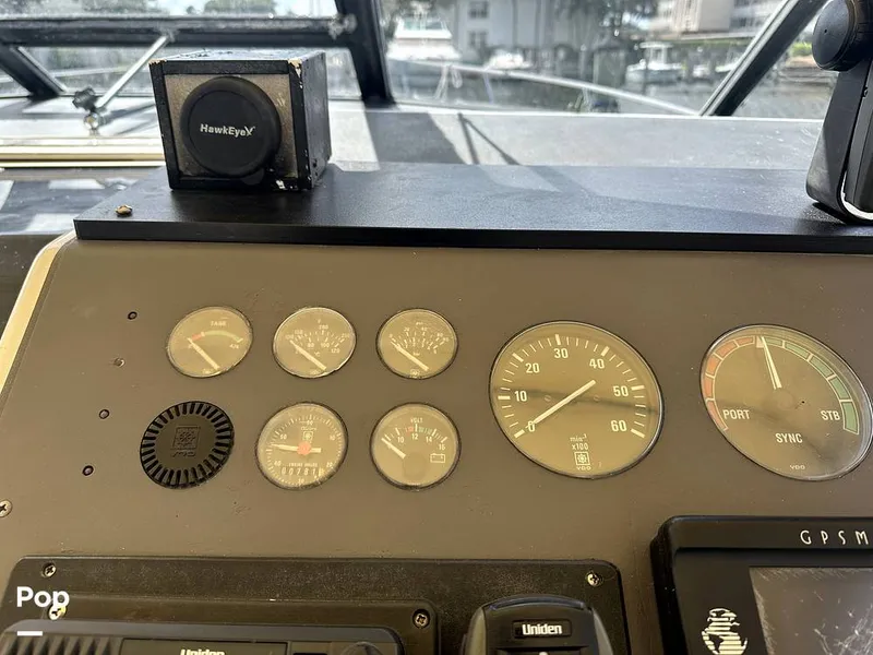 Slide: The Image of Tiara 3300 Open 1992 - 15993867