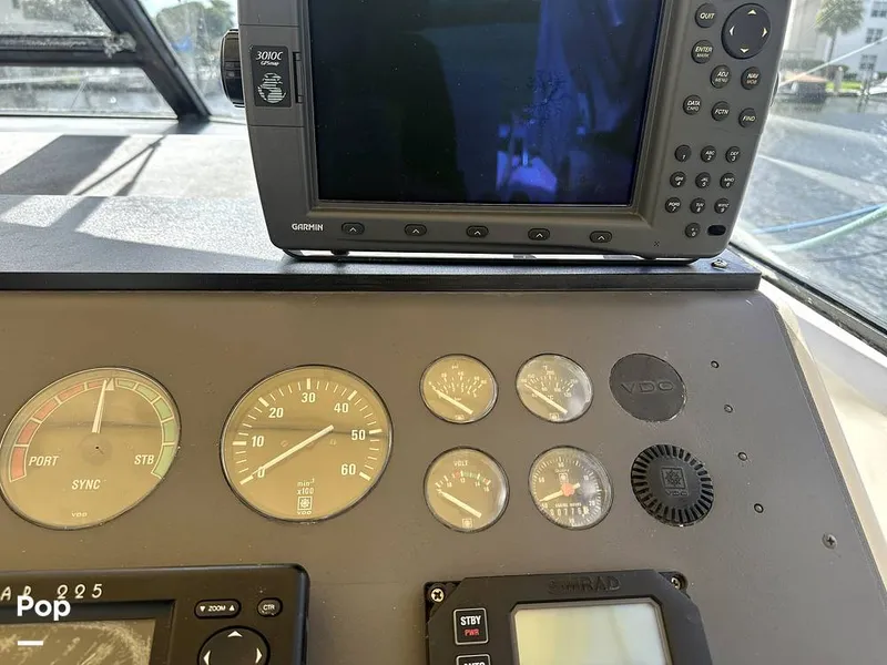 Slide: The Image of Tiara 3300 Open 1992 - 15993869