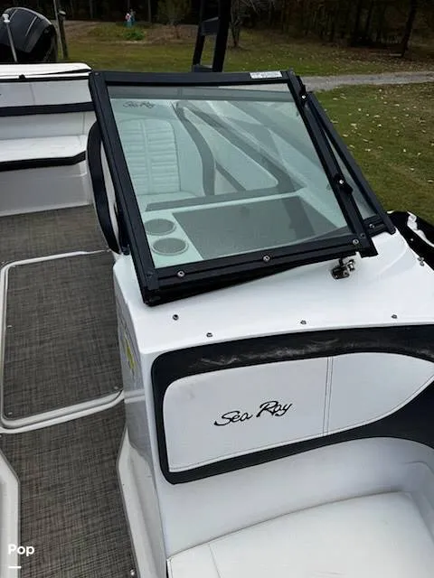 Slide: The Image of Sea Ray SPX210 OB 2018 - 16042268