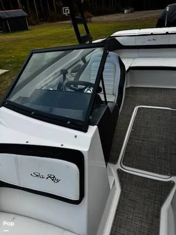 Slide: The Image of Sea Ray SPX210 OB 2018 - 16042267