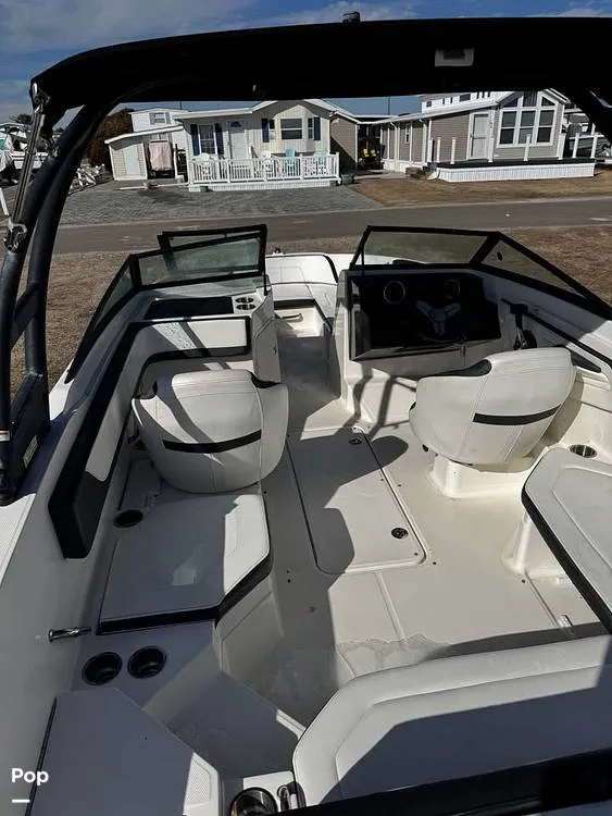 Slide: The Image of Sea Ray SPX210 OB 2018 - 16023848