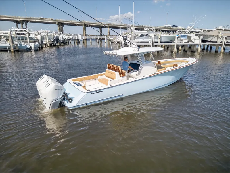 Slide: The Image of Valhalla Boatworks V-37 2020 - 12