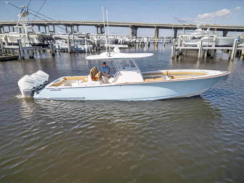 Slide: The Image of Valhalla Boatworks V-37 2020 - 13