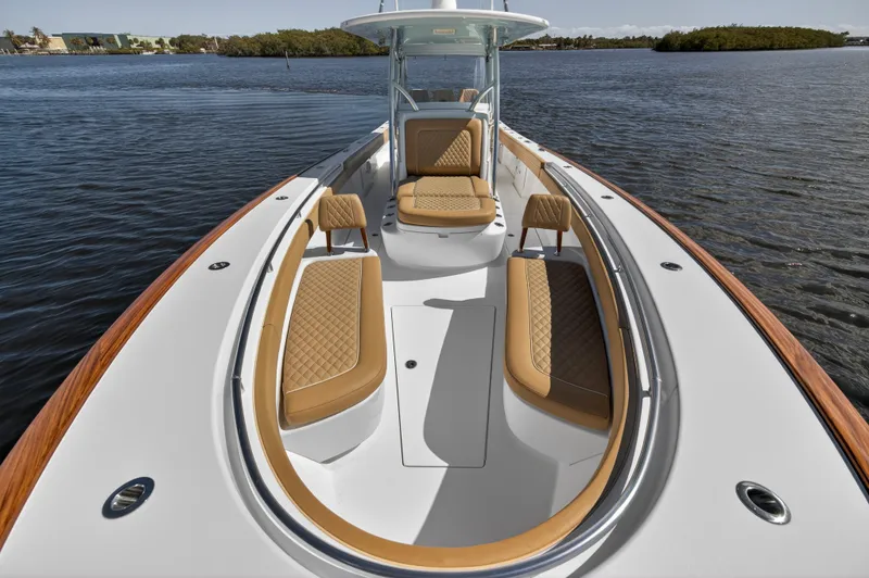 Slide: The Image of Valhalla Boatworks V-37 2020 - 15