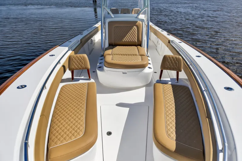 Slide: The Image of Valhalla Boatworks V-37 2020 - 16